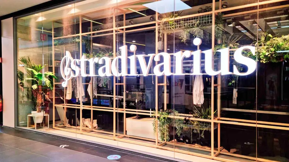 Tienda Stradivarius