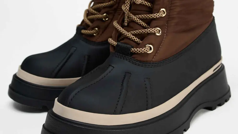 Botines con cordones Thermal Insulation de Zara