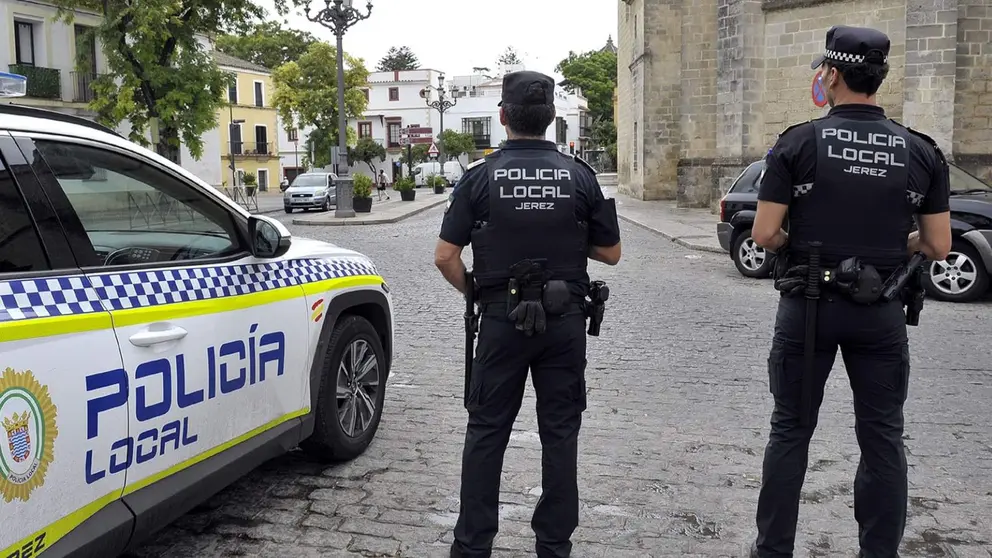 Agentes de la Polic&iacute;a Local en Jerez
