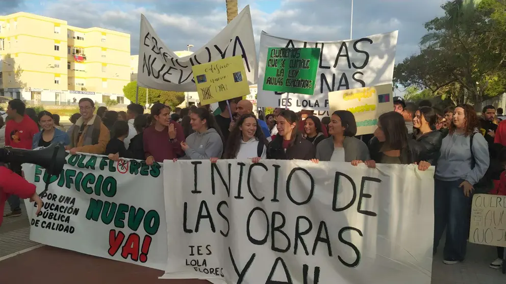 Manifestaci&oacute;n IES Lola Flores en Jerez | Ustea C&aacute;diz