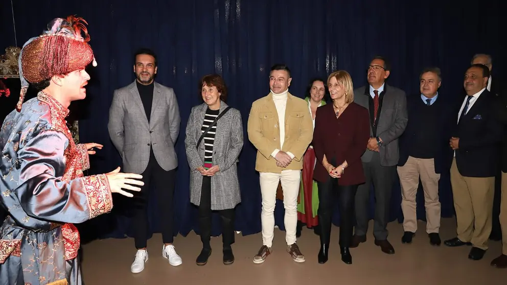 Los representantes de los Reyes Magos conocen su nuevo Palacio en el Callej&oacute;n de los Bolos