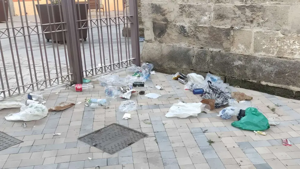 La Asociaci&oacute;n Vecinal del Centro Hist&oacute;rico denuncia la falta de seguridad y limpieza durante el Puente