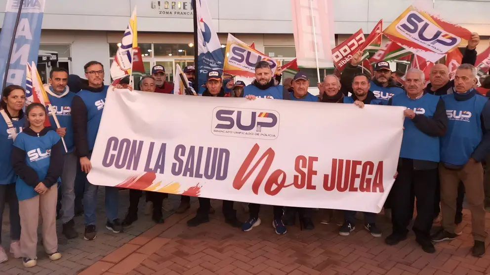 Manifestaci&oacute;n del SUP frente a Muface en C&aacute;diz