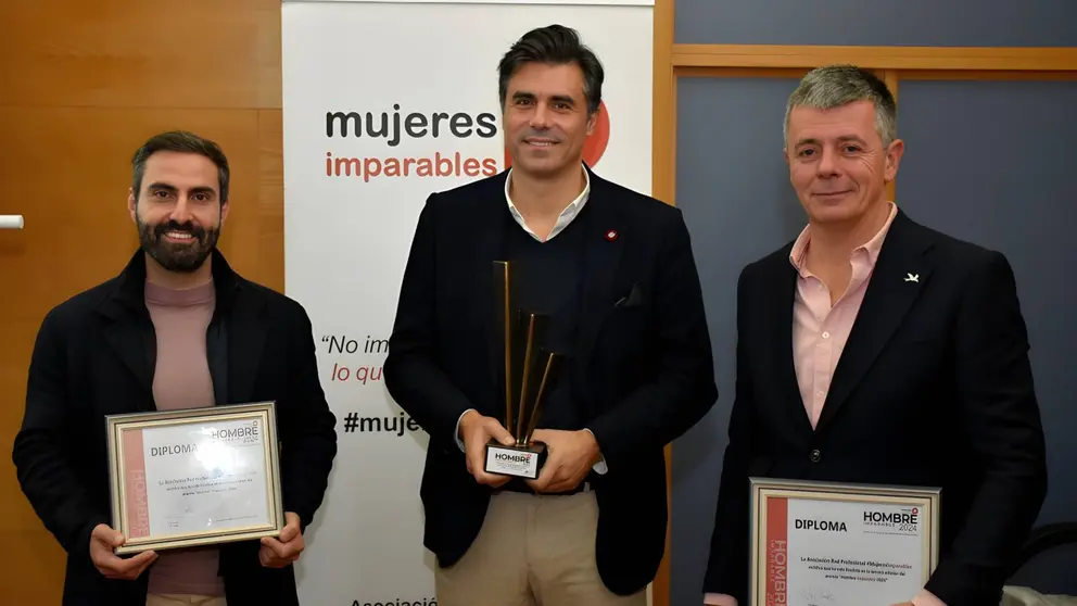 Willy P&eacute;rez logra el galard&oacute;n de #HombreImparable Gaditano 2024