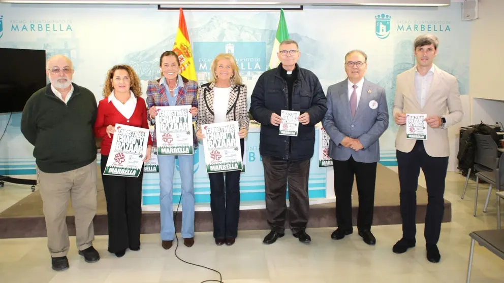 &Aacute;ngeles Mu&ntilde;oz, alcaldesa de Marbella, en el centro de la imagen (1)