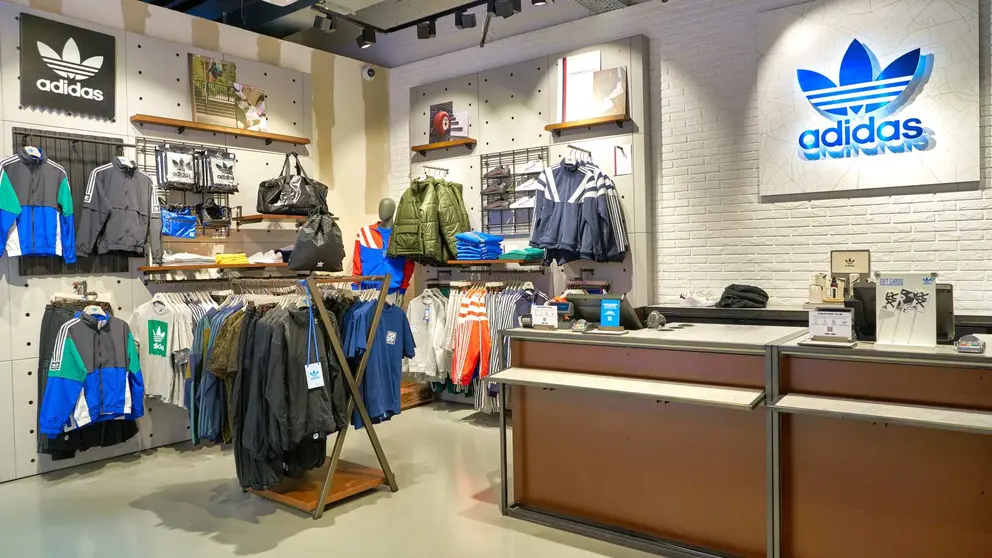 Tienda Adidas - Moda Invierno