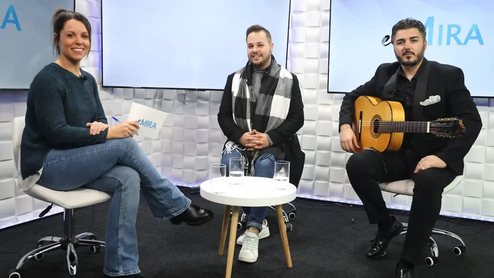 Isaac Cruz en el plat&oacute; de Mira TV | Cristo Garc&iacute;a