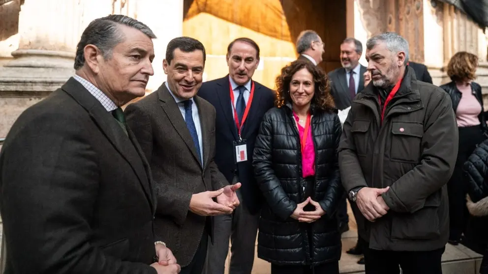 Juanma Moreno ha expresado su satisfacci&oacute;n por la aprobaci&oacute;n de la ley de participaci&oacute;n institucional