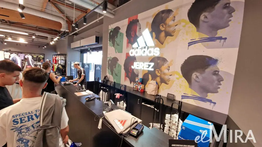 Tienda Adidas, PC Luz Shopping, Jerez - EM