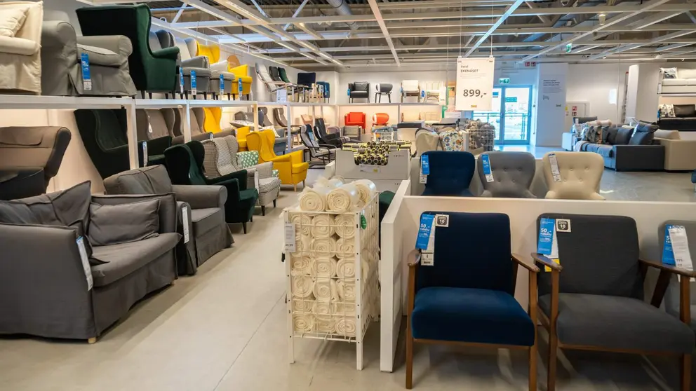 Secci&oacute;n de sof&aacute;s en IKEA