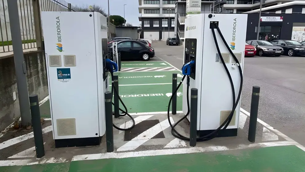 Iberdrola establece nuevos puntos de recarga de veh&iacute;culos el&eacute;ctricos en Jerez