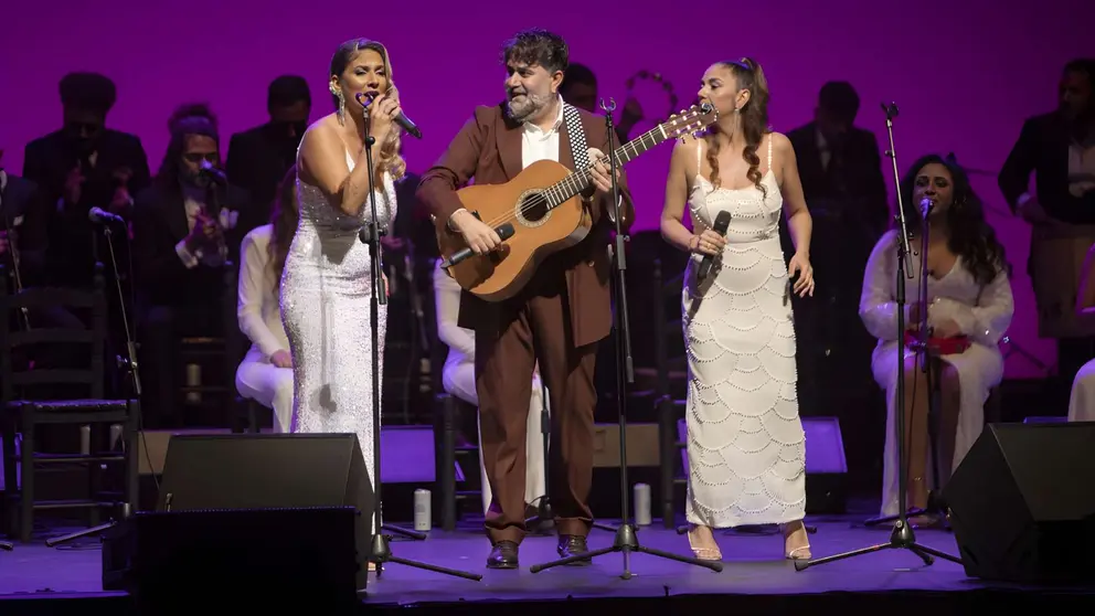 Actuaci&oacute;n de 'As&iacute; canta Jerez en Navidad' en el Teatro Villamarta de Jerez