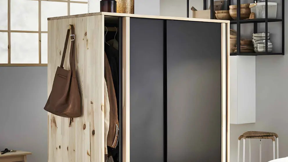 Armario con 3 puertas GLAMBERGET de Ikea