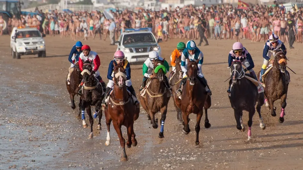 Carreras de Caballos de Sanl&uacute;car en una imagen de archivo