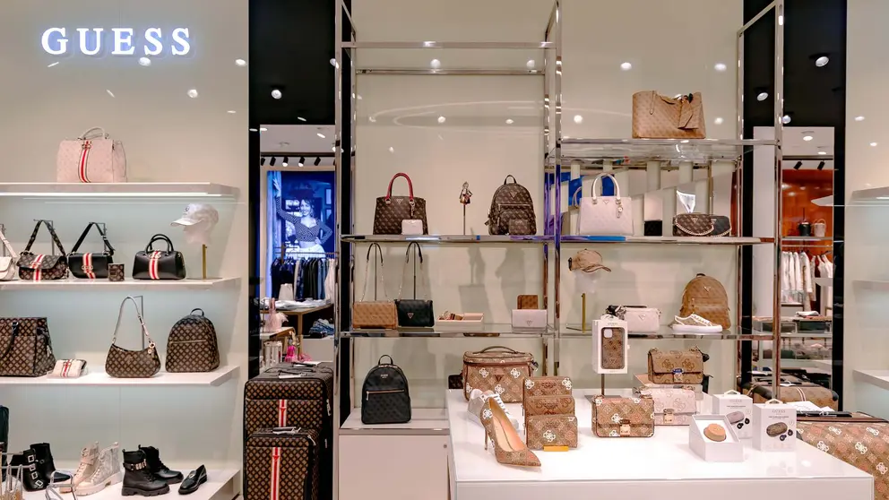 Tienda de bolsos GUESS