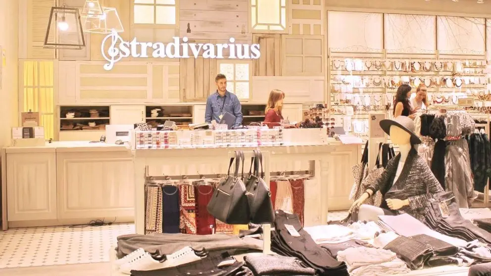 Stradivarius en el Centro Comercial L'Aljub