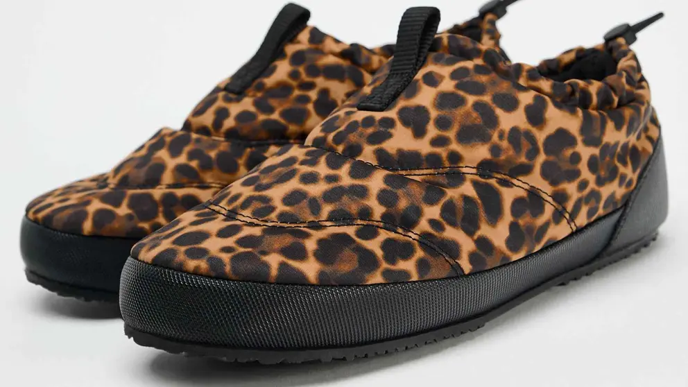 Zapatillas acolchadas con estampado animal 3M Thinsulate en Zara