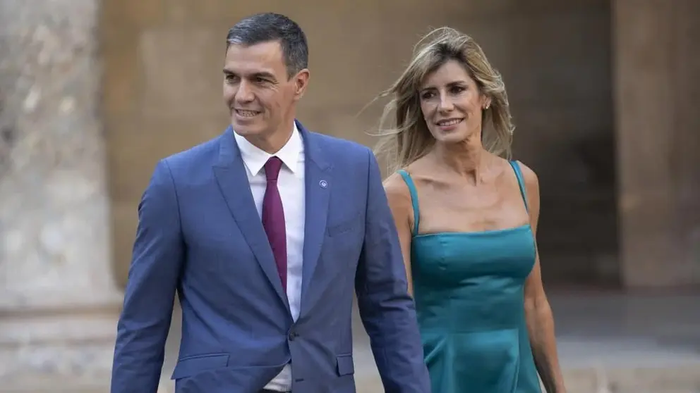 Pedro S&aacute;nchez, junto a Bego&ntilde;a G&oacute;mez, en una imagen de archivo