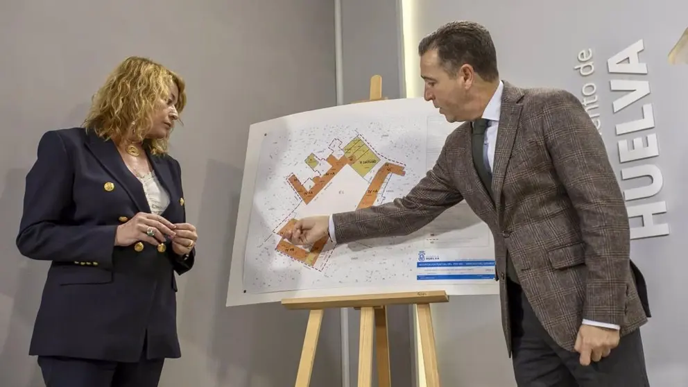 Presentaci&oacute;n de la adjudicaci&oacute;n de las obras de la futura Plaza Mayor