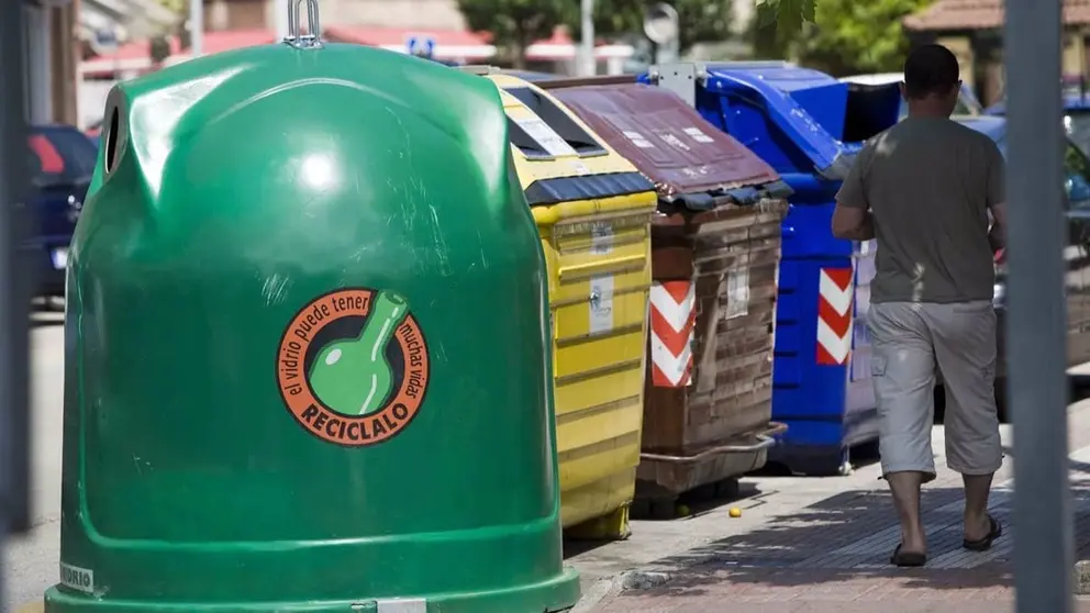 Contenedores en Granada en una imagen de archivo
