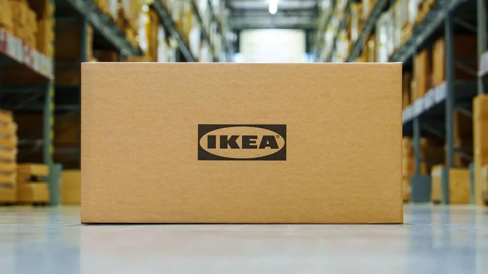 Caja de compra en una tienda de Ikea