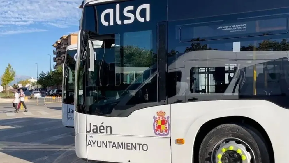 Imagen de archivo de un autob&uacute;s en Ja&eacute;n