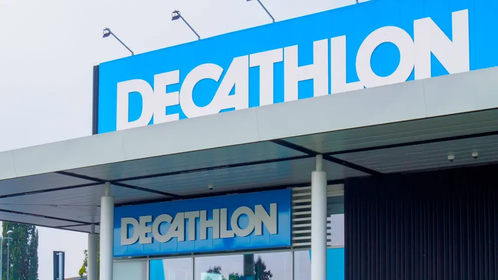 Exterior de una tienda Decathlon