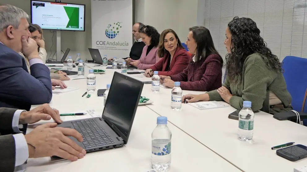 Andaluc&iacute;a anuncia una nueva herramienta que ofrecer&aacute; al desempleado una oferta personalizada