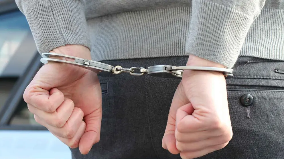 Un detenido en una foto de archivo