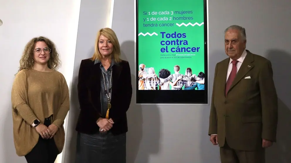 La alcaldesa Pilar Miranda, durante la presentaci&oacute;n de los actos con motivo del D&iacute;a Mundial contra el C&aacute;ncer