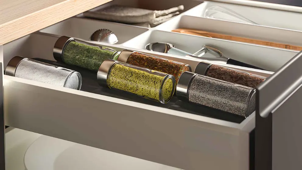 Bandeja para botes de especias UPPDATERA de Ikea