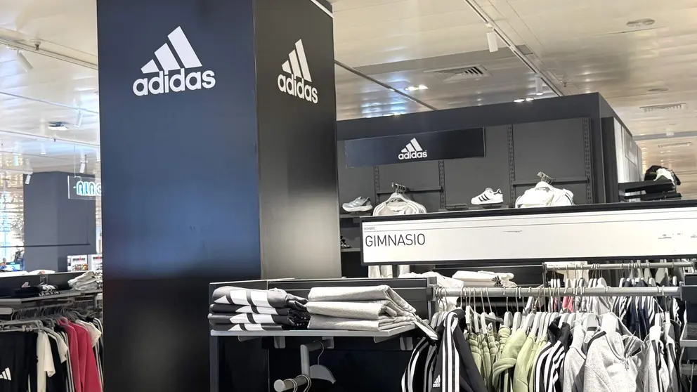 Adidas en la Tienda El Corte Ingl&eacute;s de Jerez - Cristo Garc&iacute;a