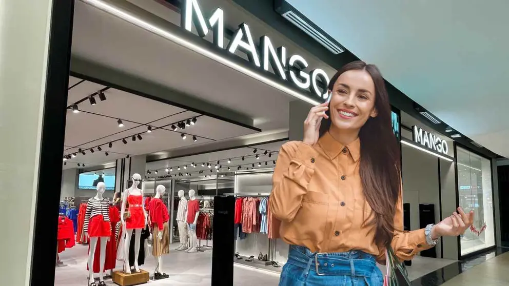 Clienta en las puertas de tienda Mango
