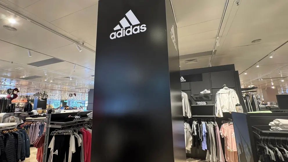 Adidas en El Corte Ingl&eacute;s - Cristo Garc&iacute;a