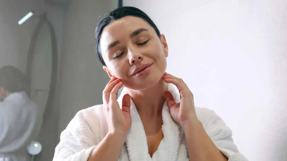 Iluminador facial compacto Special Deliplus de Mercadona