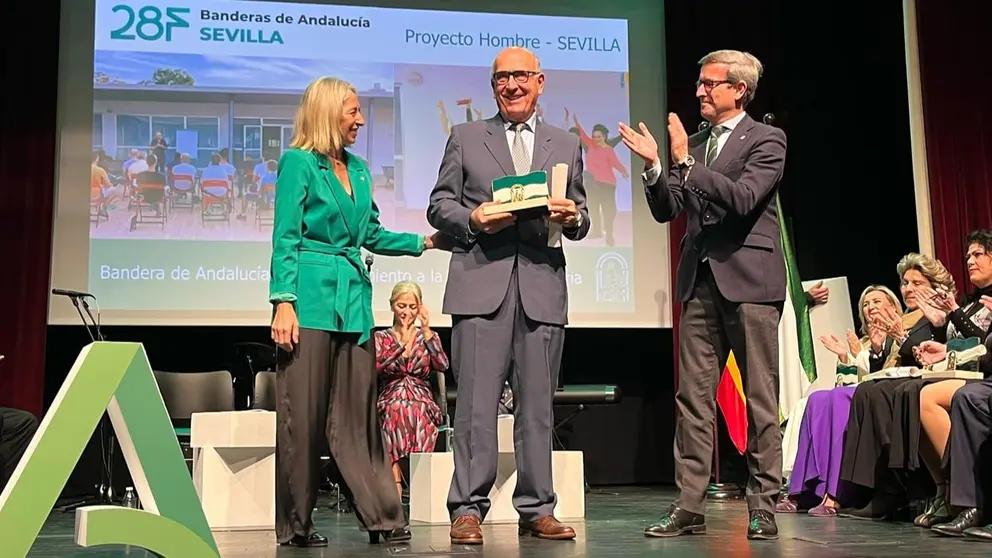 Acto de entrega de las Banderas de Andaluc&iacute;a en Sevilla