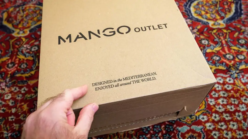 Caja de pedido online de Mango
