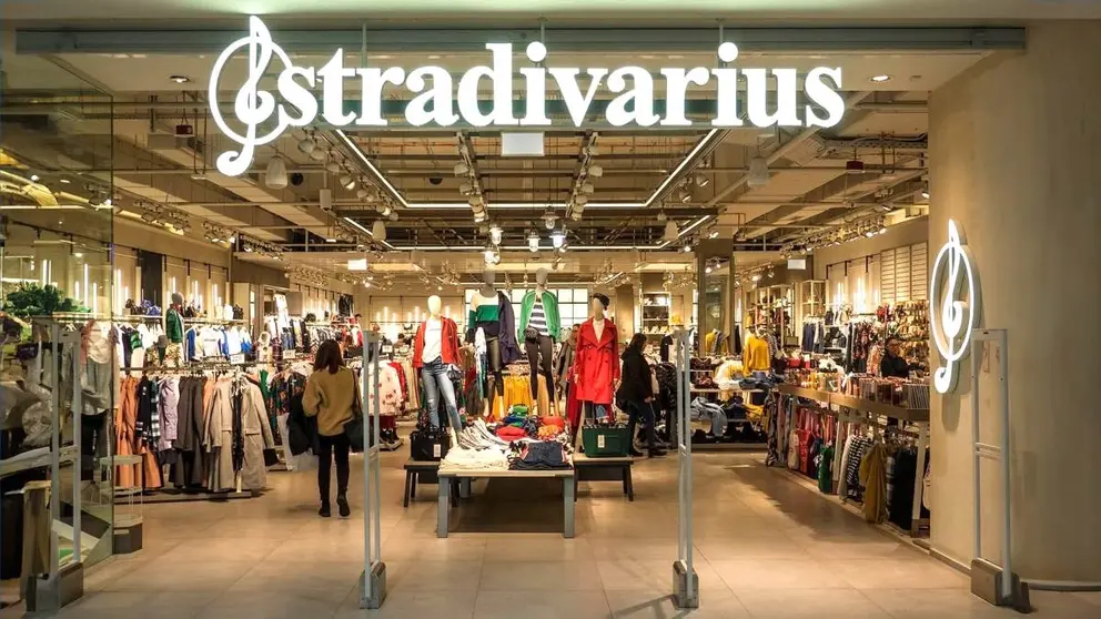 Stradivarius en la Galer&iacute;a Krakowska