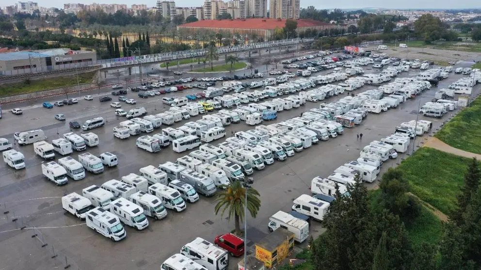 Parking de caravanas en IFECA