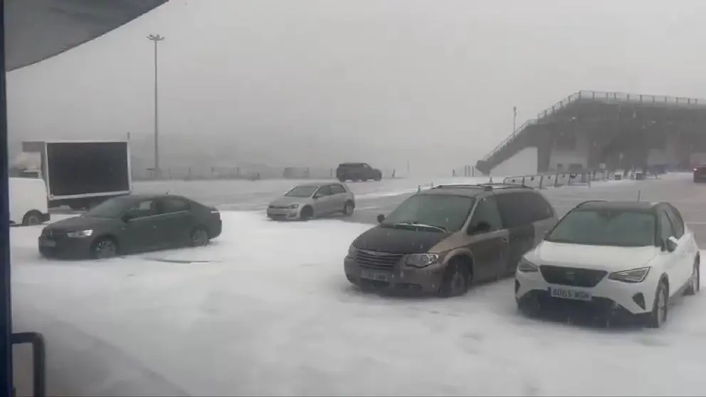 El Circuito de Jerez te&ntilde;ido de blanco