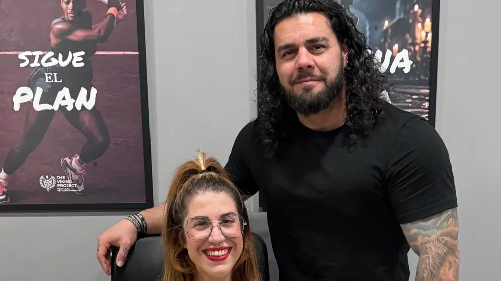 Alberto Oca&ntilde;a y Estefan&iacute;a Mu&ntilde;oz