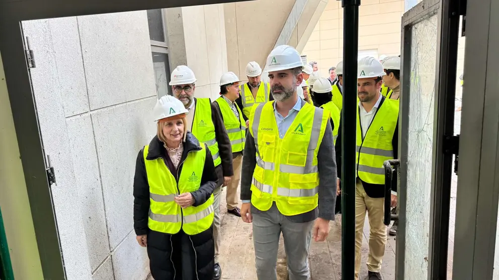 Visita al nuevo Laboratorio de Control Oficial Agroalimentario en Jerez | Cristo Garc&iacute;a