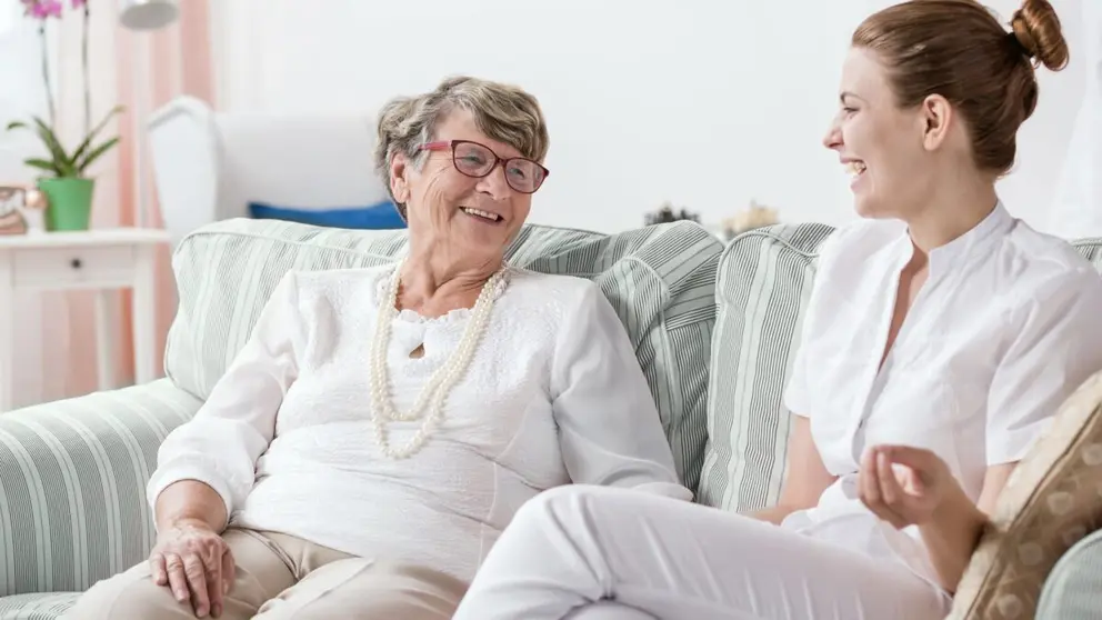 Andaluc&iacute;a necesita personal para cuidar a personas mayores