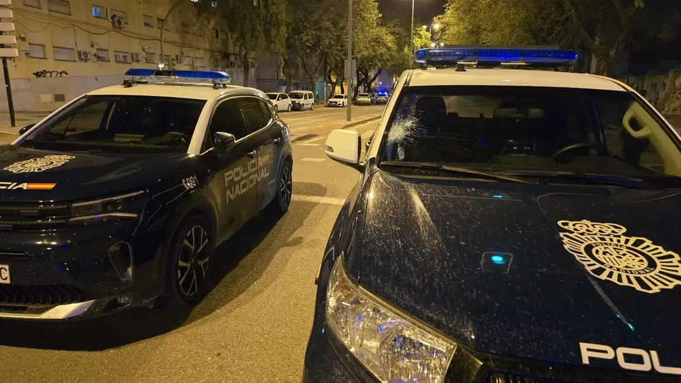 Coches policiales en la Avenida Blas Infante de Jerez