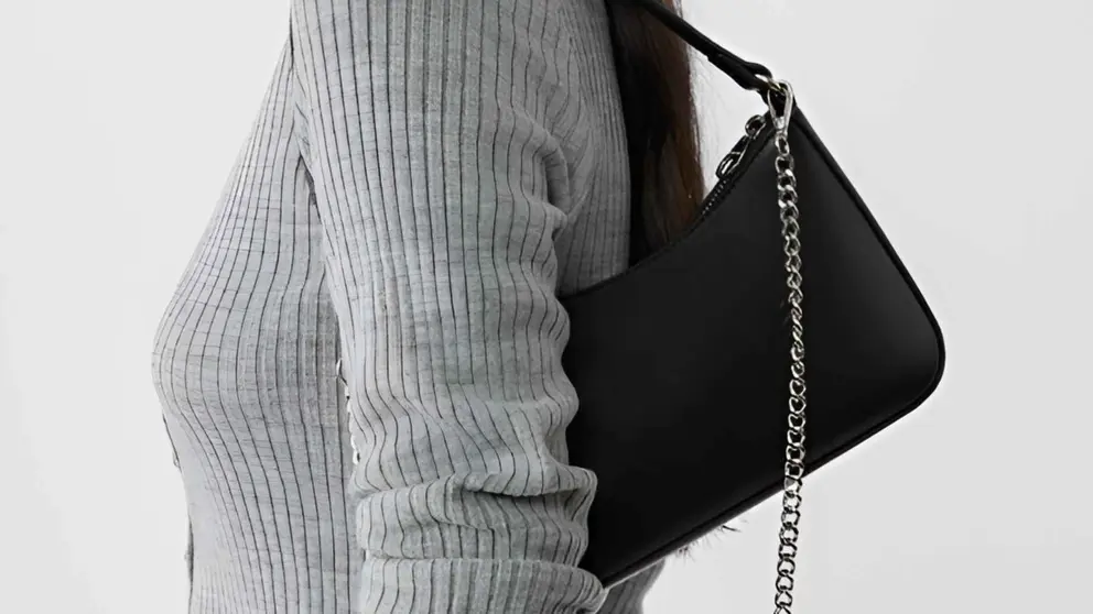 Bolso de hombro cadena de Stradivarius