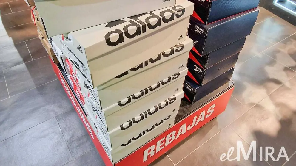 Cajas Adidas en El Corte Ingl&eacute;s