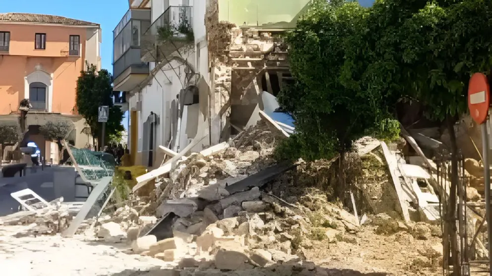 Casa derrumbada en San Miguel