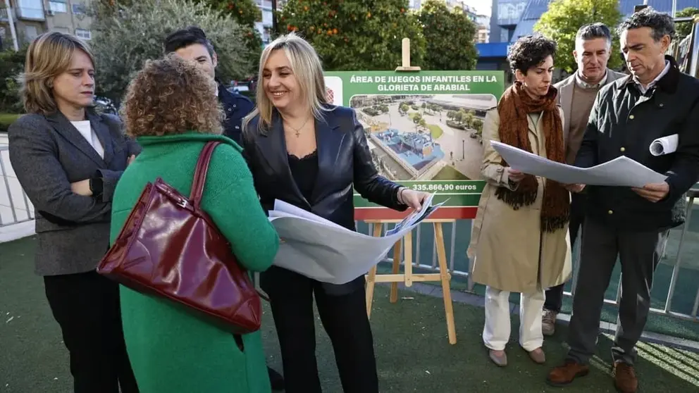 La alcaldesa de Granada, Marifr&aacute;n Carazo, durante la presentaci&oacute;n del proyecto