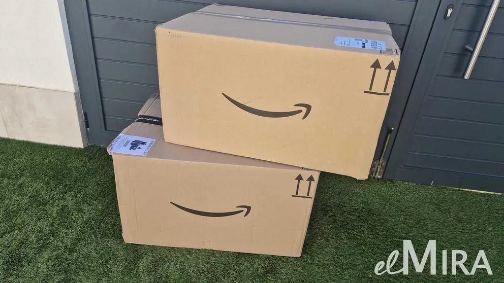 Cajas gigantes de Amazon Prime