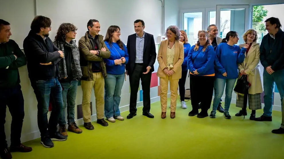 Bruno Garc&iacute;a, durante la entrega de llaves del nuevo local de la Asociaci&oacute;n Alendoy